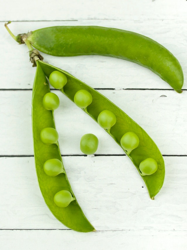 Peas, green  vegetables