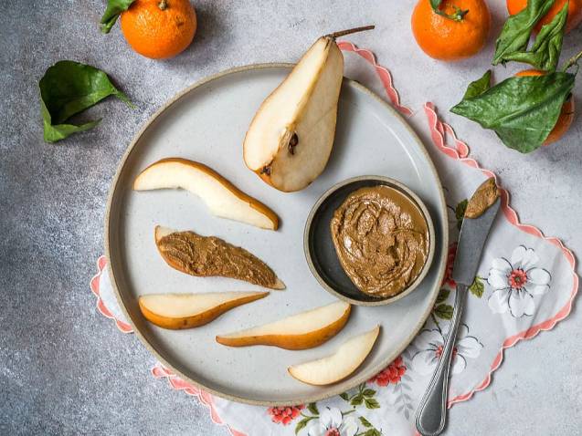 Almond Butter with Pear Slices,Healthy Heart Food