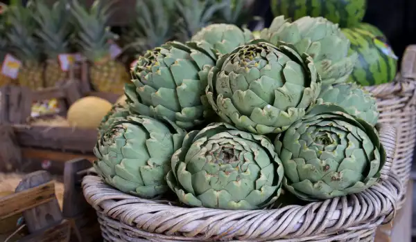 4. Artichokes, 30 Plant-Based Proteins