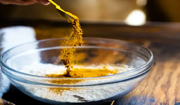 Five Quick and Easy Turmeric Recipes, 20 Health Benefits of Turmeric