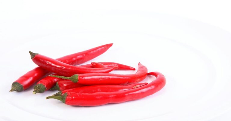 20 HEALTH BENEFITS OF CAYENNE PEPPER