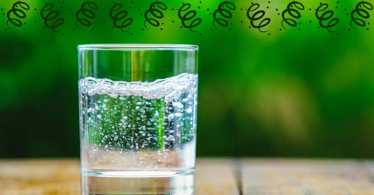 11 Benefits of Drinking Carbonated Water